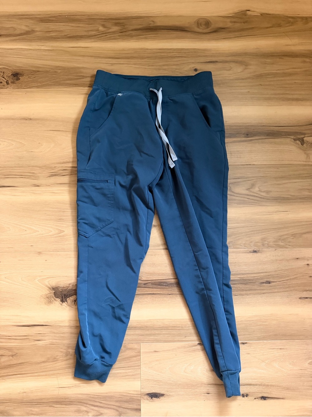 FIGS scrub pants